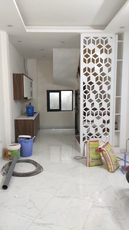 Bán nhà PL mới đẹp ở luôn 5 tầng x 33m2 ngõ 27 Võ Chí Công giá 3,65 tỷ
