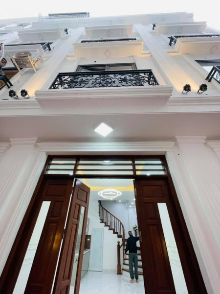 Xuân Đỉnh nhỉnh 3 tỷ 30m2 5 tầng cực đẹp, ô tô vài bước chân, an sinh đỉnh
