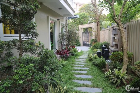 HIẾM NHÀ BÁN! Nguyễn Văn Cừ, Long Biên 80m2, MT6.5m ô tô vào nhà, 7.1 tỷ.