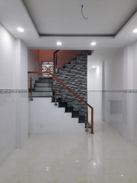 Chính chủ gửi bán nhà Lạc Long Quân, Q.Tân Bình, giá 3.85 tỷ TL