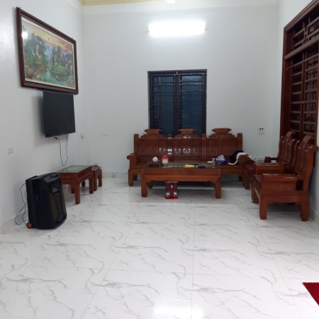 Cần Bán Gấp nhà phân lô Nguyễn An Ninh 35 m 5 tầng mặt tiền 4,5m 3,7 tỷ