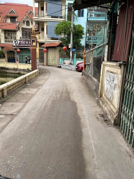 Bán nhà 3 tầng đẹp diện tích 50 giá 3.5 tỷ LH 0382249901