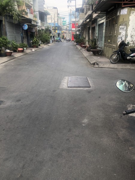Bán nhà riêng tại Đường Lạc Long Quân, Quận 11, Hồ Chí Minh diện tích 35m2 chỉ 5.5 Tỷ