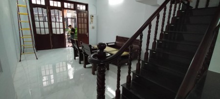Tân Phú Bán nhà đường Tân Quý Ngang 5.2m- Hẻm xe tải- 3 tầng giá chỉ 8.5 tỷ