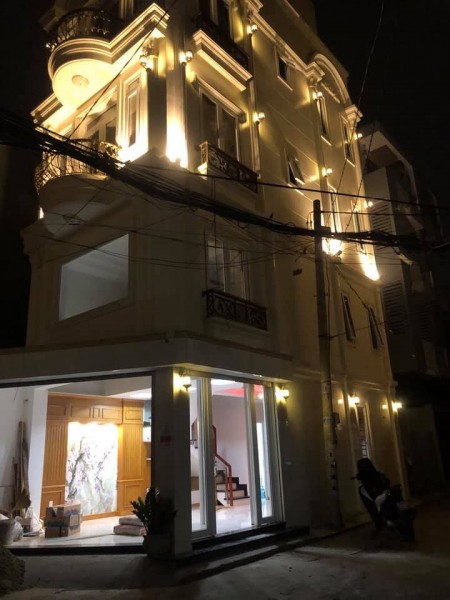 Cần thanh khoản bán căn biệt thự mini. Đ Lê Đức Thọ Gò Vấp.2 mặt tiền xe hơi vào nhà. 45 m2. 6 tỷ 1.