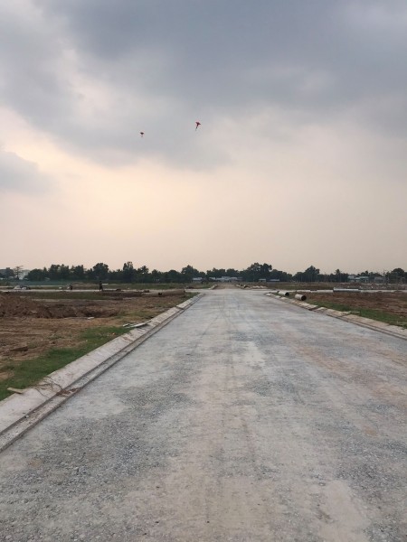 CẦN RA CÁC NỀN LIỀN KỀ GIÁ TỐT CHIẾC KHẤU CAO