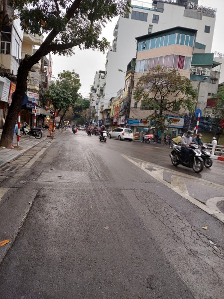 Cực rẻ, mặt phố cổ Hàng Bông, Hoàn Kiếm, 108m, 3T, KD siêu đỉnh, giá 35 tỷ.