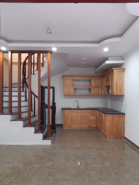 BÁN NHÀ XUÂN ĐỈNH BẮC TỪ LIÊM SIÊU PHẨM LIỀN KỀ CHỈ CÒN 2 LÔ NGÕ Ô TÔ VÀO DIỆN TÍCH 30M2 5 TẦNG 2.8 TỶ