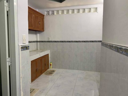 Bán nhà khu Q3 Lê Văn Sỹ, Xe Hơi đổ Cửa, 40m(3x14m), 2Tầng, Giá chưa đến 5Tỷ