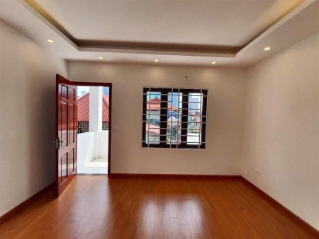 Bân nhà phố LƯƠNG ĐỊNH CỦA, LÔ GÓC, TỨ MẶT THOÁNG, NGÕ TO, NÔNG, RỘNG, THÔNG, AN SINH ĐỈNH, 35 m2, 4 tỷ, 0962-458-616.
