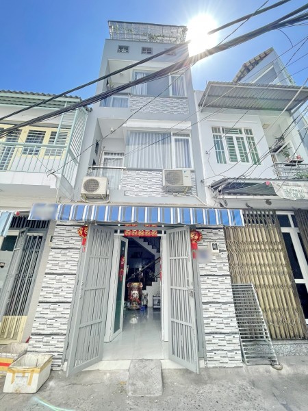 Bán nhà đẹp 2 lầu hẻm 5m đường Âu Dương Lân Phường 3 Quận 8