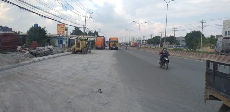 Cho thuê Bãi mặt tiền đường DT743, gần ngã tư 550 Tp Thuận An, Bình Dương