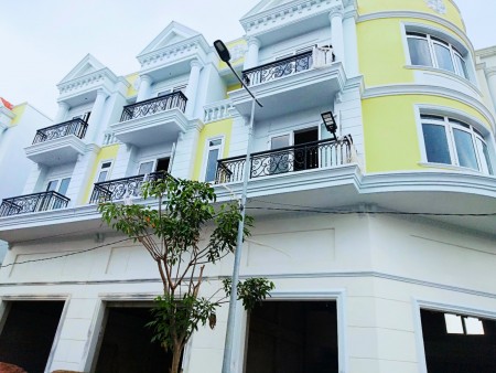 NHÀ PHỐ KD CHỢ LONG THỌ CHỈ 4.6 TỶ/CĂN, ĐƯỢC TRẢ GÓP 24 THÁNG HỖ TRỢ VAY 70%/20 NĂM. LH: 0388942207