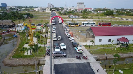 Bán lô đất dự án Long Cang giai đoạn 1 đã ra sổ, vị trí view sông, 90m2 giá 945tr