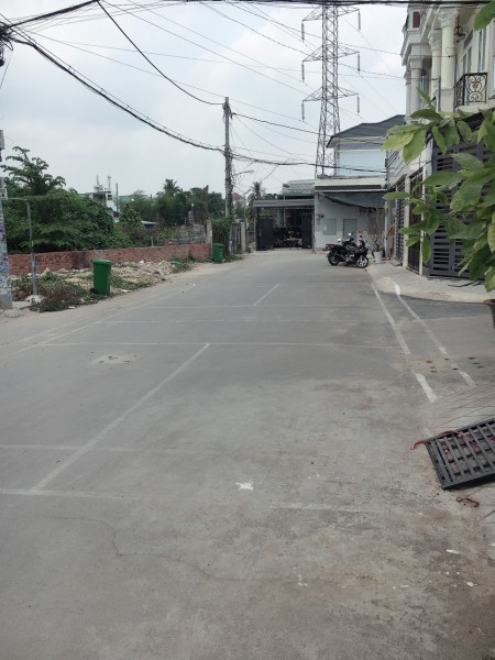 Bán nhà mặt tiền hẻm đường 22 Linh Đông quận Thủ Đức có garaôtô