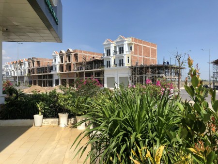 Chỉ 4.6 tỷ/ căn Sở hữu ngay Shophouse chợ Long Thọ - Cách Sân Bay Long Thành 10 phút , Liên hệ : 0388942207