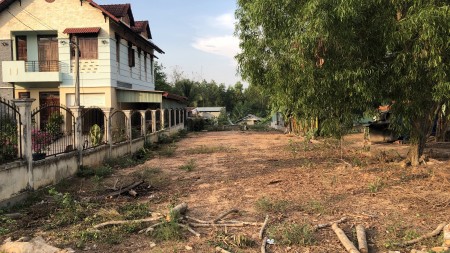 TÔI CÔ MAI CẦN BÁN LÔ ĐẤT 4.000M2(81x49M), ĐƯỜNG NHỰA 20M, ĐỐI DIỆN KCN MAY, DÂN CƯ ĐÔNG