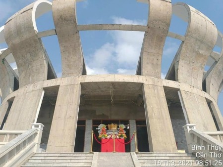 Đi đến slide 4