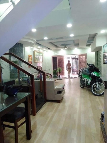 Bán nhà Lô Góc HXH KIA Đường 51, P14, GV, 53m2, 2 tầng, chỉ 3.7Tỷ