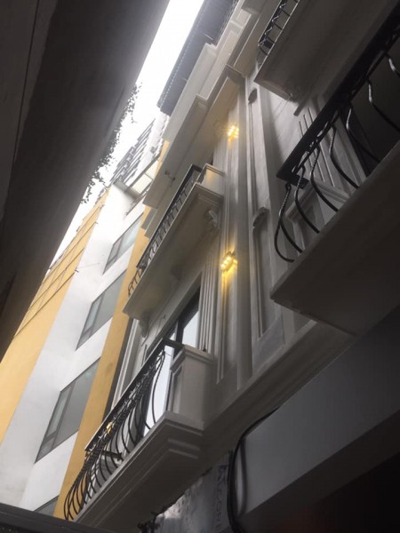 Bán nhà mới Lĩnh Nam gần mặt phố 35m2 5 tầng giá 3.3 tỷ