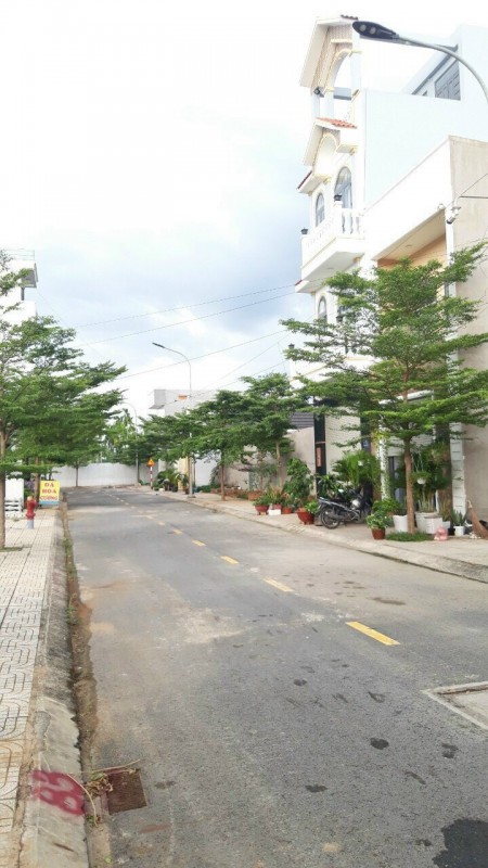 Đất Q12 Thạnh Xuân 25, đường nhựa 6m sổ riêng có sẵn