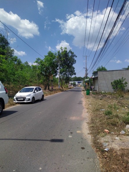 Đất quá đẹp ngay trường THCS Phước Bình 1890m2, có 200m2 thổ cư ngang 26 nỡ hậu 31m