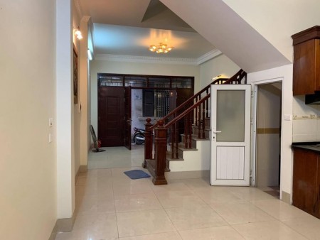 Bán nhà Phố Thái Hà, Đống Đa, Hà Nội dt 62m2, 5 tầng, giá 6,8 tỷ