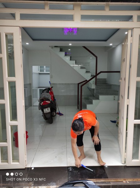 Siêu hiếm, bán nhà Phú Thọ Hòa DT (4.2x8)m, 2 lầu giá chỉ còn 3.6 tỷ.