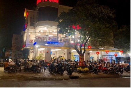 CHO THUÊ MB 8X20M CĂN GÓC 2MT,TRỆT 2 LẦU KHÔNG GIAN MỞ AN PHÚ QUẬN 2