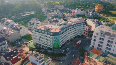 Bán nhà phố Đà Lạt cách Hồ Xuân Hương 200m (KQH Golf Valley)
