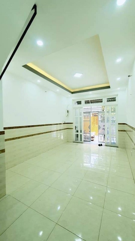 Bán Nhà Đường Lê Văn Sỹ Tân Bình Giá Rẻ, 42m2, 3 lầu, 3 Phòng Ngủ.