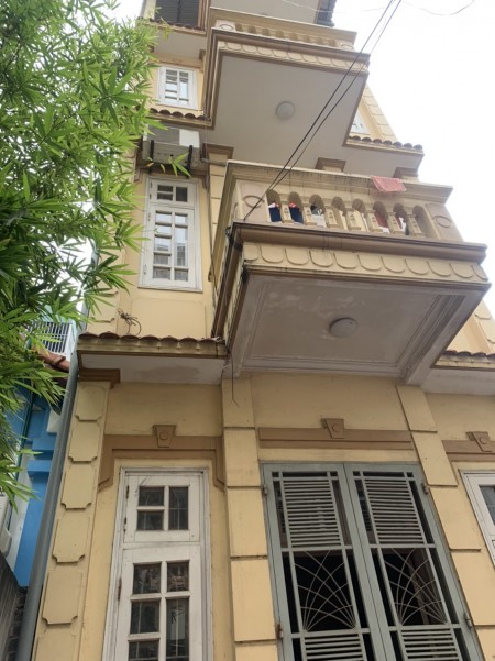 Bán nhà Hoàng Mai, diện tích 50m2, MT 4m xây 4 tầng, ô tô đỗ cổng