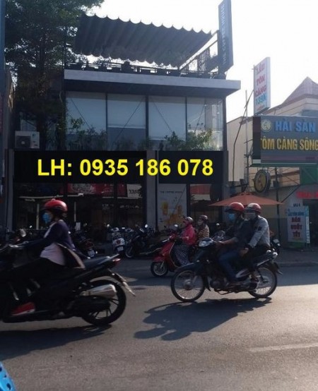 Mặt Tiền Đường Huỳnh Thiện Lộc. DT: 8 x 19 tiện kd