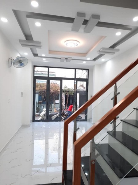 BÁN NHÀ NGUYỄN THỊ THẬP, HXH ĐỔ CỬA 3 TẦNG SỔ VUÔNG VỨC, 5.2 TỶ