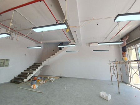 Mặt bằng cho Thuê Tổng diện tích 3 sàn là 240m2 tại trung tâm Khu Đô Thị Sala LH 0909246874