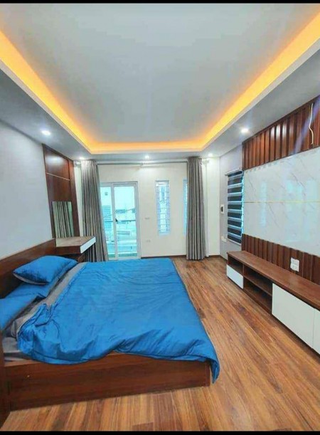 Bán nhà Hồng Mai – Hai Bà Trưng, 20m ra mặt phố kinh doanh, 68m2x3TxMT4,5m, giá 7 tỷ.