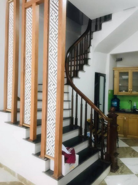 Bán nhà KINH DOANHMặt Phố Ngũ Nhạc, Hoàng Mai, 5 Tầng, 3 tỷ