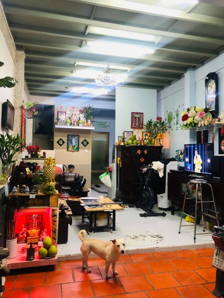 Nhà đẹp - Đường Nguyễn Văn Linh, P. Bình Thuận, Quận 7 dt 40m2 nở hậu giá 2,85 tỷ