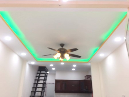 Bán nhà hẻm 160 Vườn Lài, Quận Tân Phú, đẹp, giá chỉ 3,35 tỷ.