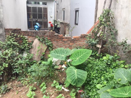 BÁN ĐẤT GẤP. GẦN CÂY XĂNG XỐM. LH 0382249901