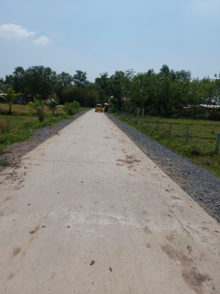 Bán đất vườn mt đường 521 xã Nhuận Đức, 500m2, giá 1ty2, sổ riêng