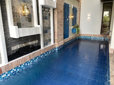 BÁN VILLAS PHÚ MỸ HƯNG - HẦM TRỆT 2 LẦU ST có Thang máy. Nhà Full Nội Thất mới 100%. Giá 40 tỷ