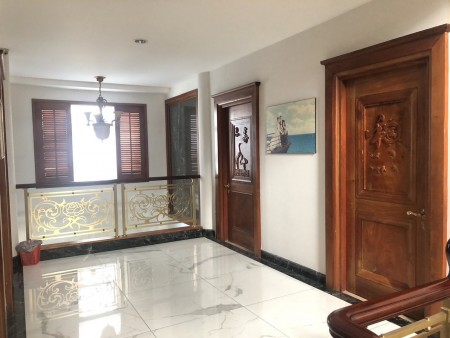 Đi đến slide 8