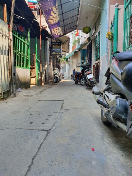 Bán nhà 2 tầng kiệt thẳng tắp kiệt Lê ĐỘ