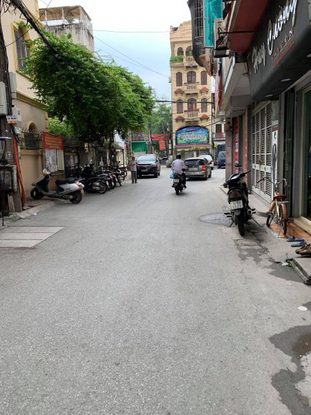 Đi đến slide 4