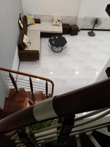 NHÀ ĐẸP LUNG LINH CHỈ VIỆC XÁCH VALY VỀ Ở