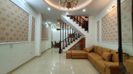 Bán nhà 5 tầng Kinh Doanh hoàng Ngân, Thanh xuân, 55m2, 4,8 tỷ