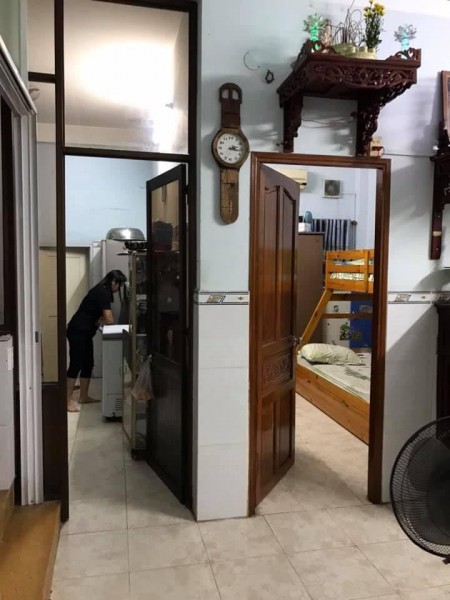 Bán nhà Hẻm lớn Đường Cách Mạng Tháng 8 giá 10Tỷ