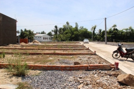 Cần bán lô đất Vĩnh Hiệp Nha Trang giá tốt. Đường bêtông rộng 5m. Giá 900 triệu. Diện tích 82m2