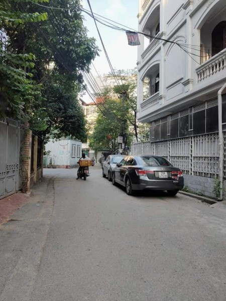 PHƯƠNG MAI PHỐ, NGÕ Ô TÔ, NHÀ PHÂN LÔ, AN SINH ĐỈNH, NHÀ CỰC HIẾM. 0962458616, Nhà đẹp chủ tự xây ở đẳng cấp